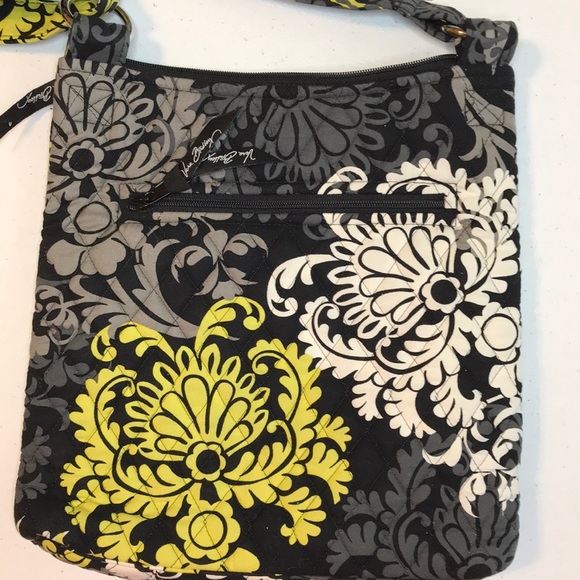 Very Bradley crossbody purse - Picture 2 of 8